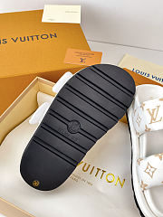 LOUIS VUITTON | Pool Pillow Comfort Monogram Sandals 04 - 2