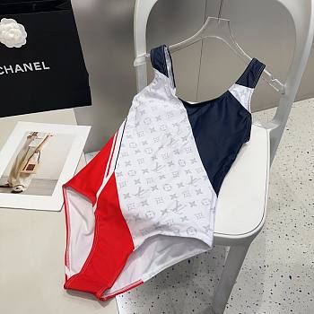 Louis Vuitton Swimsuit figure-flattering 01