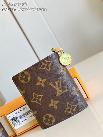 LOUIS VUITTON | LV Charms Pocket Wallet Monogram/Zesty Lime M14628