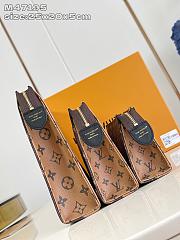 LOUIS VUITTON | Trio Trio Toilet Pouch Monogram M47195  - 2