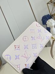 LOUIS VUITTON | Zippy Wallet Dream Beige M25594 - 4