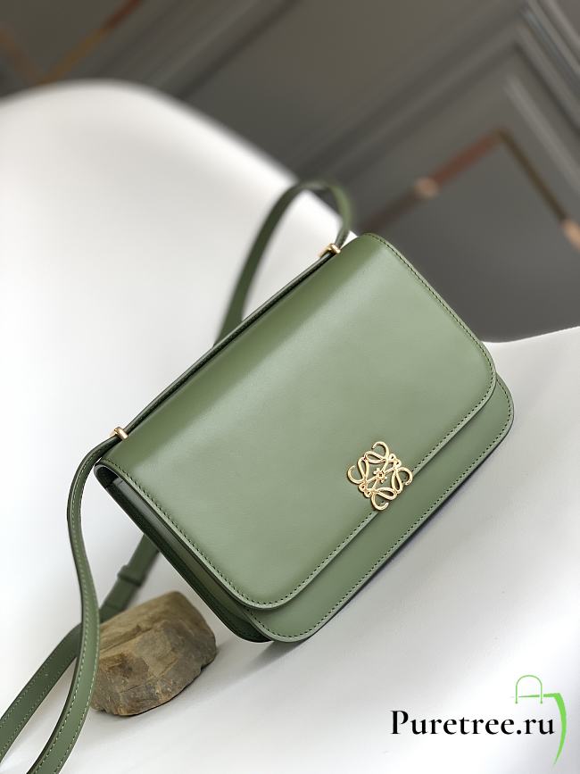 LOEWE | Goya bag in silk calfskin Avocado Green Rebajas  - 1