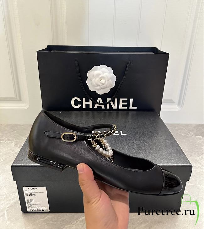 CHANEL | Mary Jane Shoes In Black Color - 1