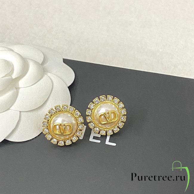 Valentino full diamond pearl earrings - 1