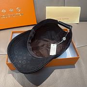 LOUIS VUITTON | baseball cap features a subtle print 02 - 3