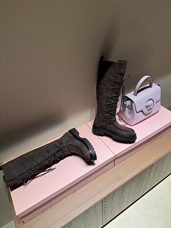 HERMES | classic boots in dark brown 