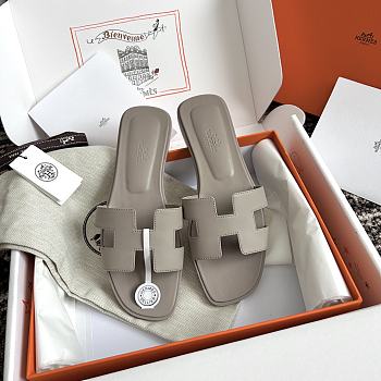 HERMES | Oasis Epsom Sandals 02