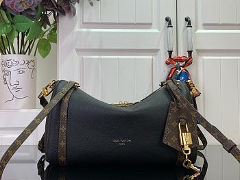 Louis Vuitton Express PM H27 In Black