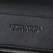 BOTTEGA VENETA | Small Andiamo Messenger In Black - 6