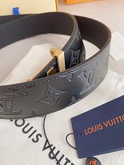 Louis Vuitton modern Taurillon leather in black 4 cm - 4