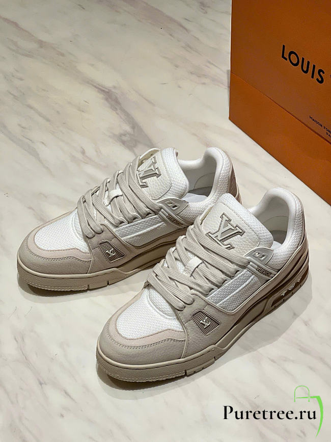LOUIS VUITTON | LV Trainer Sports Shoes - 1