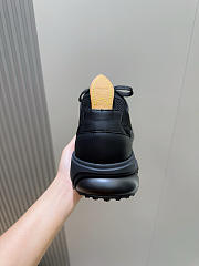 LOUIS VUITTON | LV Runner Tatic Sneaker 01 - 6