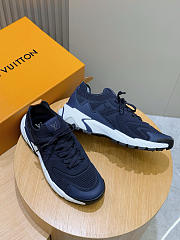 LOUIS VUITTON | LV Runner Tatic Sneaker 02 - 2