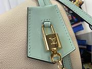 Louis Vuitton Express PM H27 In Ivoire - 3