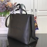 LOUIS VUITTON | Shopper Tote MM Black - 4