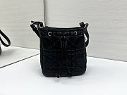 DIOR | D-Motion handbag in black - 1