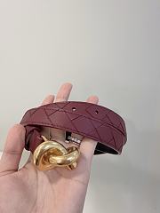 Bottega Veneta Knot belt features an intrecciato-woven 02 - 3