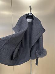 Max Mara Autumn/Winter Wool Coat with Detachable White Fox Fur Cuffs 02 - 6