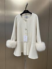 Chanel Autumn and Winter Wool Jacket with Pearl 01 - 6