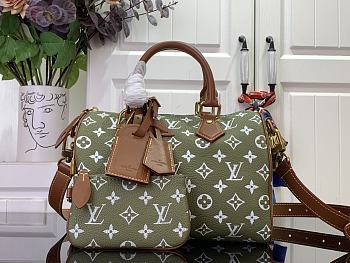 LOUIS VUITTON | Speedy P9 Bandoulière 25 bag In green