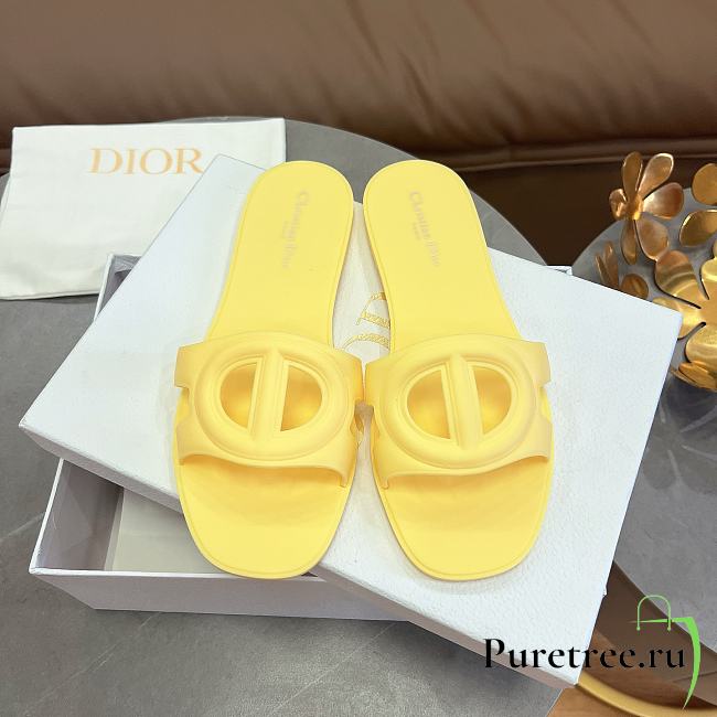 DIOR | CD letter pig nose slippers in yellow - 1