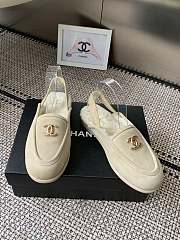 CHANEL | fall/winter fur sandals 01 - 2