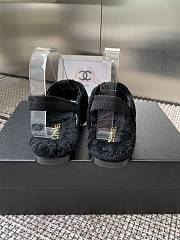 CHANEL | fall/winter fur sandals 06 - 6