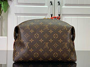 LOUIS VUITTON | GM Cosmetic Bag Material Monogram Canvas M46458 - 2