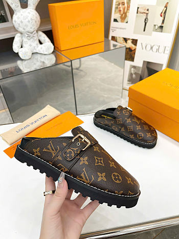LOUIS VUITTON | LV Cosy Flat Comfort Clog Cacao Brown 