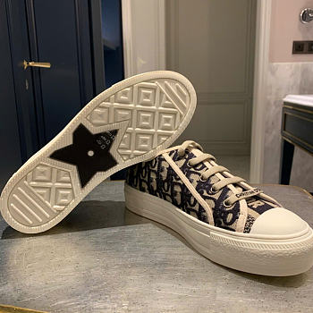 DIOR | Walk n Dior Sneaker 