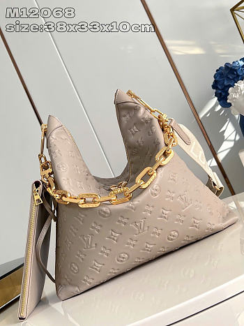LOUIS VUITTON | Coussin Hobo MM Calf leather Galet