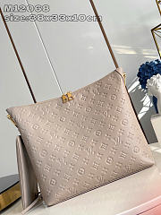 LOUIS VUITTON | Coussin Hobo MM Calf leather Galet - 4