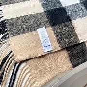 BURBERRY | Winter Plaid Cashmere Scarf With Tassel 04 - 5