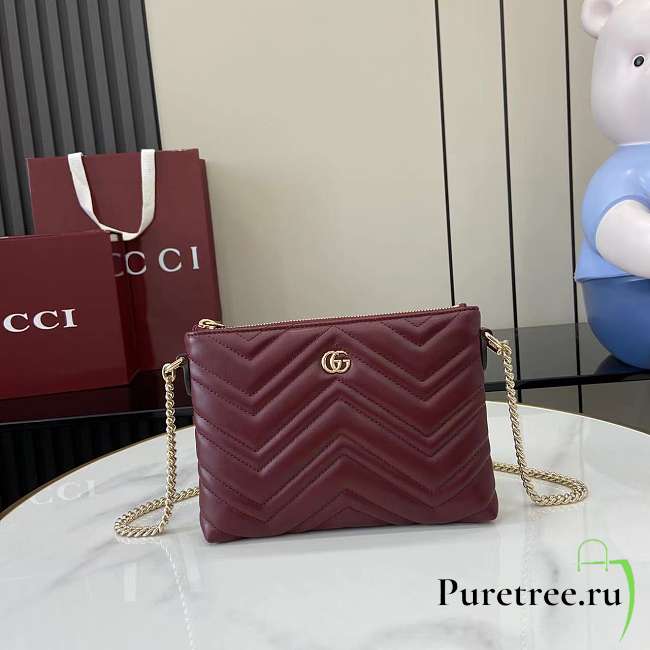 GUCCI | GG Marmont pochette with chain in Rosso Ancora red leather - 1