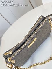 LOUIS VUITTON | Pochette Monogram Empreinte Khaki - 4