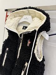 MONCLER | Classic Teddy Hooded Casual Down Vest In Black - 4
