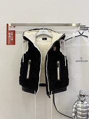 MONCLER | Classic Teddy Hooded Casual Down Vest In Black - 2