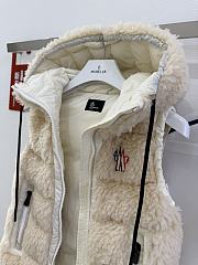 MONCLER | Classic Teddy Hooded Casual Down Vest In Beige - 2