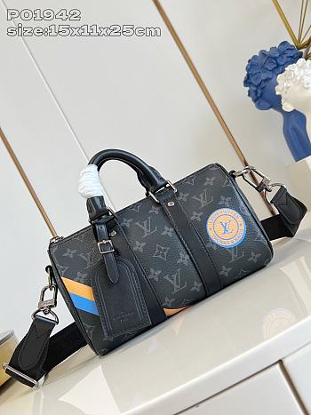 LOUIS VUTTON | Keepall 25 Monogram Eclipse 