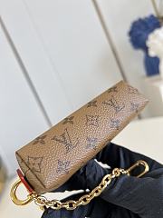 LOUIS VUTTON | Cosmetic Lipstick Pouch Monogram canvas - 4