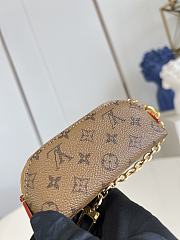 LOUIS VUTTON | Cosmetic Lipstick Pouch Monogram canvas - 2