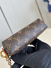 LOUIS VUTTON | Cosmetic Lipstick Pouch Brown Monogram canvas - 4
