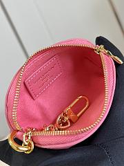 LOUIS VUTTON | Cosmetic Lipstick Pouch In Pink - 4