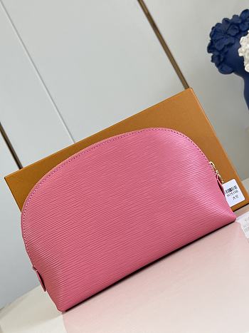 LOUIS VUITTON | Cosmetic Pouch MM Tender Bliss
