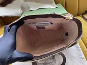 GUCCI | Ophidia tote bag evokes vintage elements - 6