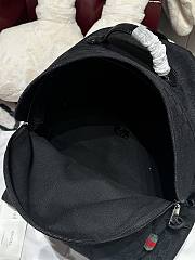 GUCCI | GG canvas medium backpack in black - 6