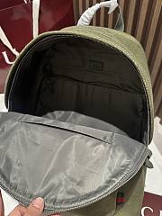 GUCCI | GG canvas medium backpack in green - 4