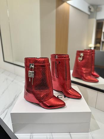 GIVENCHY | Shark Lock Padlock Ankle Boots 01