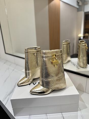 GIVENCHY | Shark Lock Padlock Ankle Boots 02