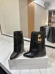 GIVENCHY | Shark Lock Padlock Ankle Boots 03 - 4